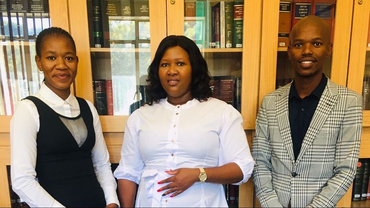 Dlalisa Attorneys Inc